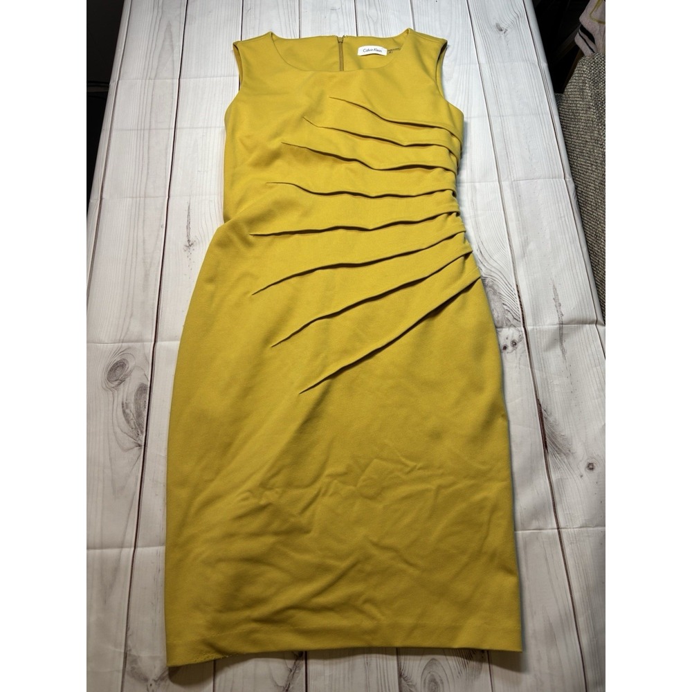 Calvin Klein Women's Sleeveless Yellow Sheath Dress Side Gathered Size 4